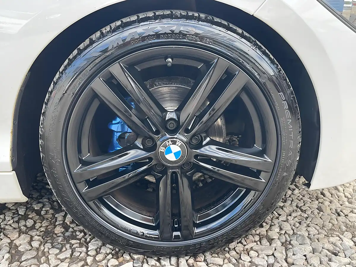 Used 2014 BMW 1 Series M Sport White - Interior and Exterior details 19