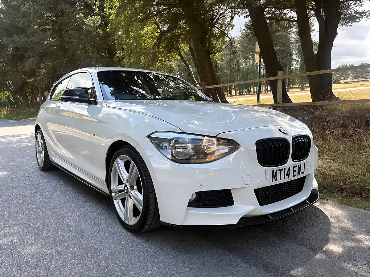 Used 2014 BMW 1 Series M Sport White - Front View