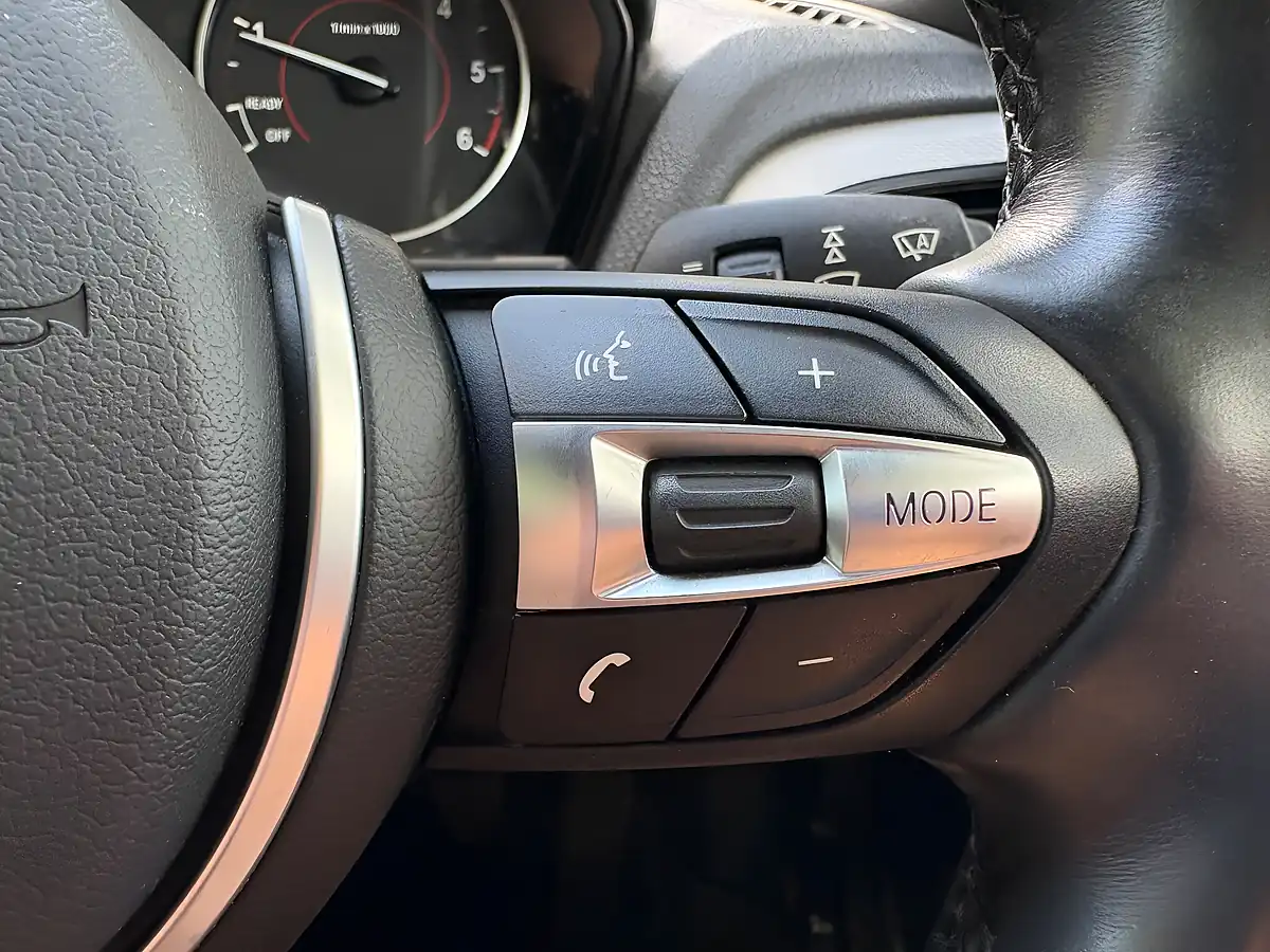 Used 2014 BMW 1 Series M Sport White - Interior and Exterior details 18