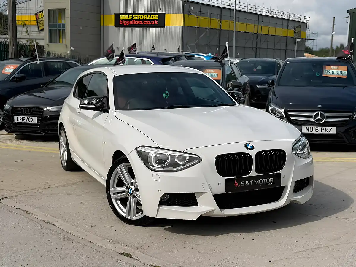 Used 2014 BMW 1 Series M Sport White - Front View