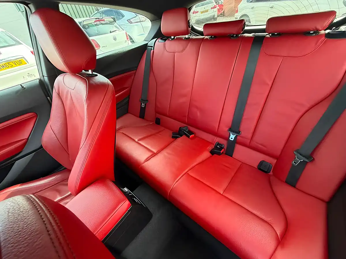 Used 2014 BMW 1 Series M Sport White - Interior and Exterior details 17