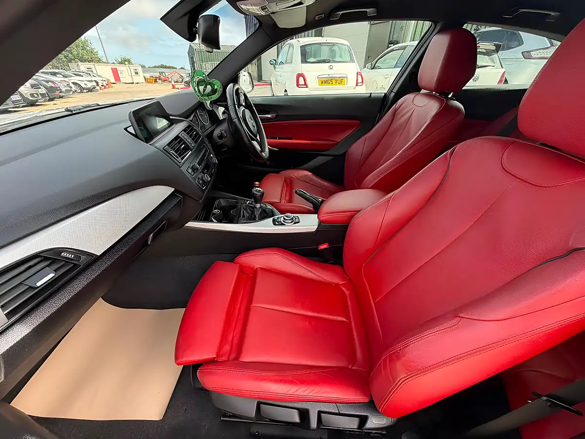 Used 2014 BMW 1 Series M Sport White - Interior and Exterior details 20