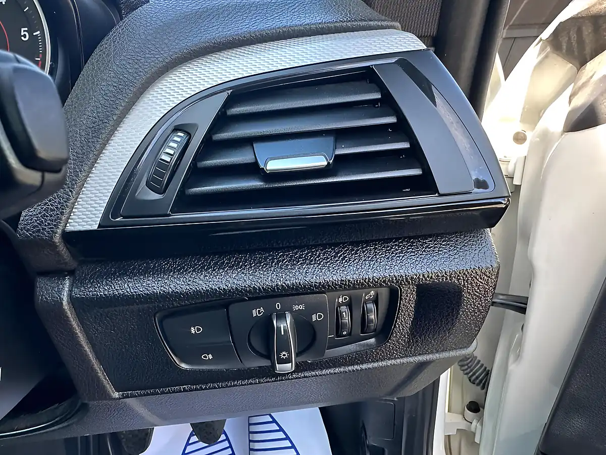 Used 2014 BMW 1 Series M Sport White - Interior and Exterior details 18