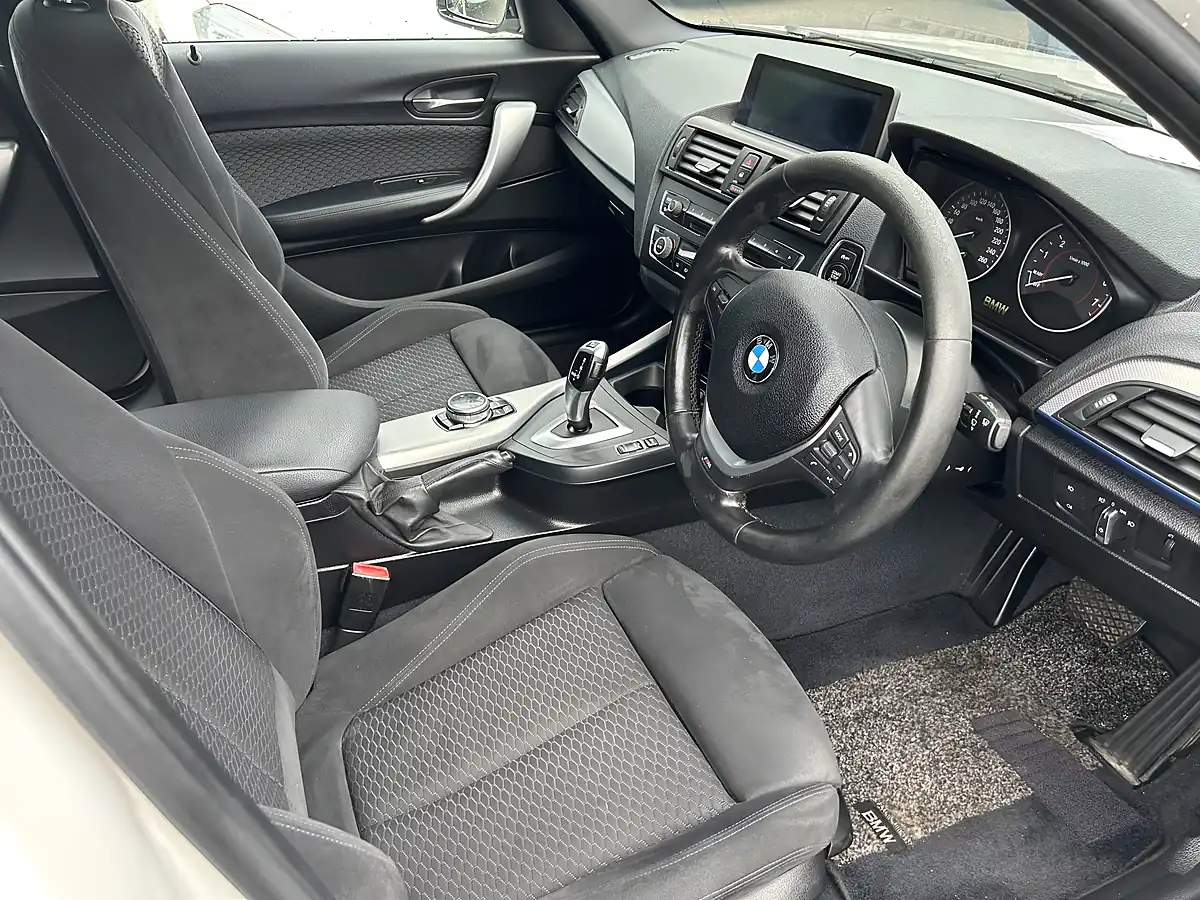 Used 2014 BMW 1 Series M Sport White - Interior and Exterior details 10