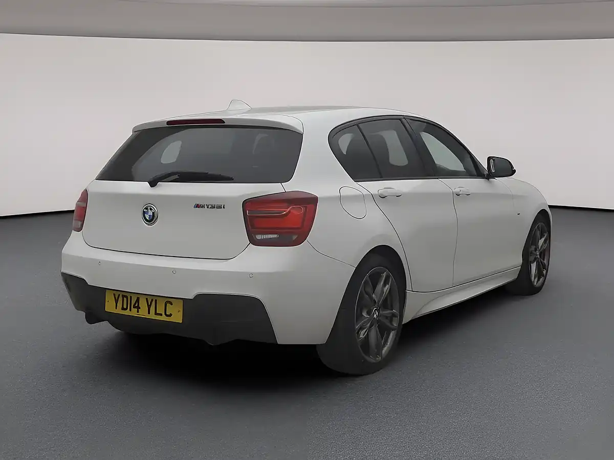 Used 2014 BMW 1 Series M135i Alpine White - Interior and Exterior details 4