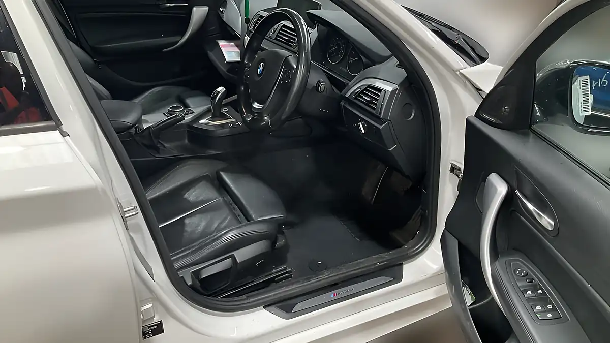 Used 2014 BMW 1 Series M135i Alpine White - Interior and Exterior details 8