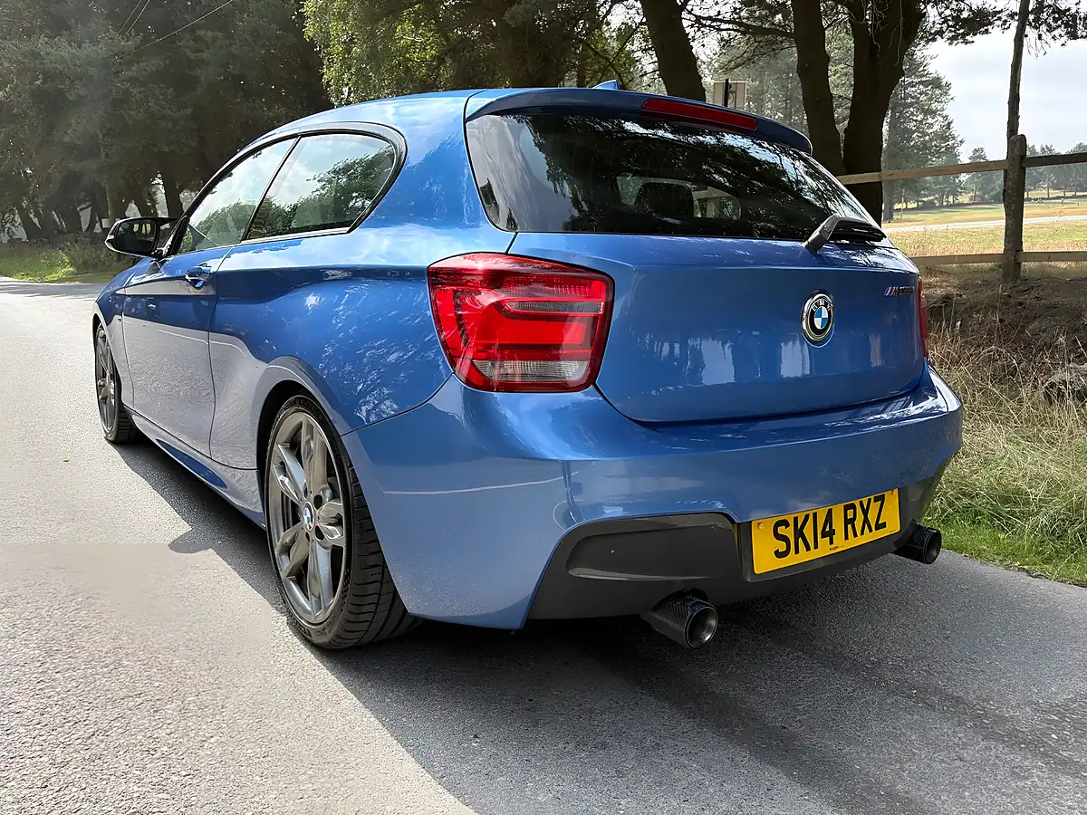 Used 2014 BMW 1 Series M135i Blue - Interior and Exterior details 12