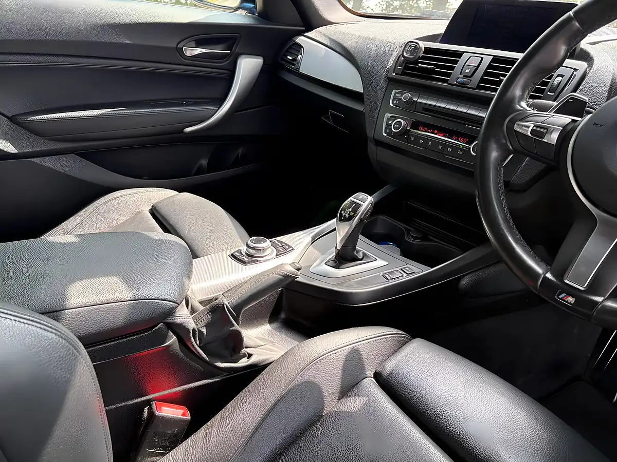 Used 2014 BMW 1 Series M135i Blue - Interior and Exterior details 14
