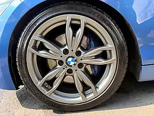 Used 2014 BMW 1 Series M135i Blue - Interior and Exterior details 20