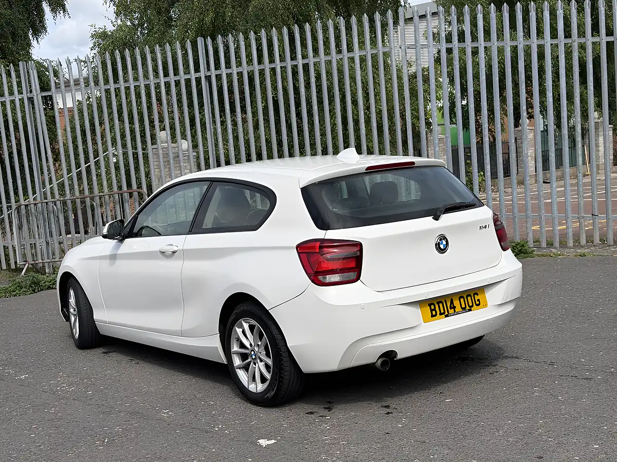Used 2014 BMW 1 Series Se White - Interior and Exterior details 4