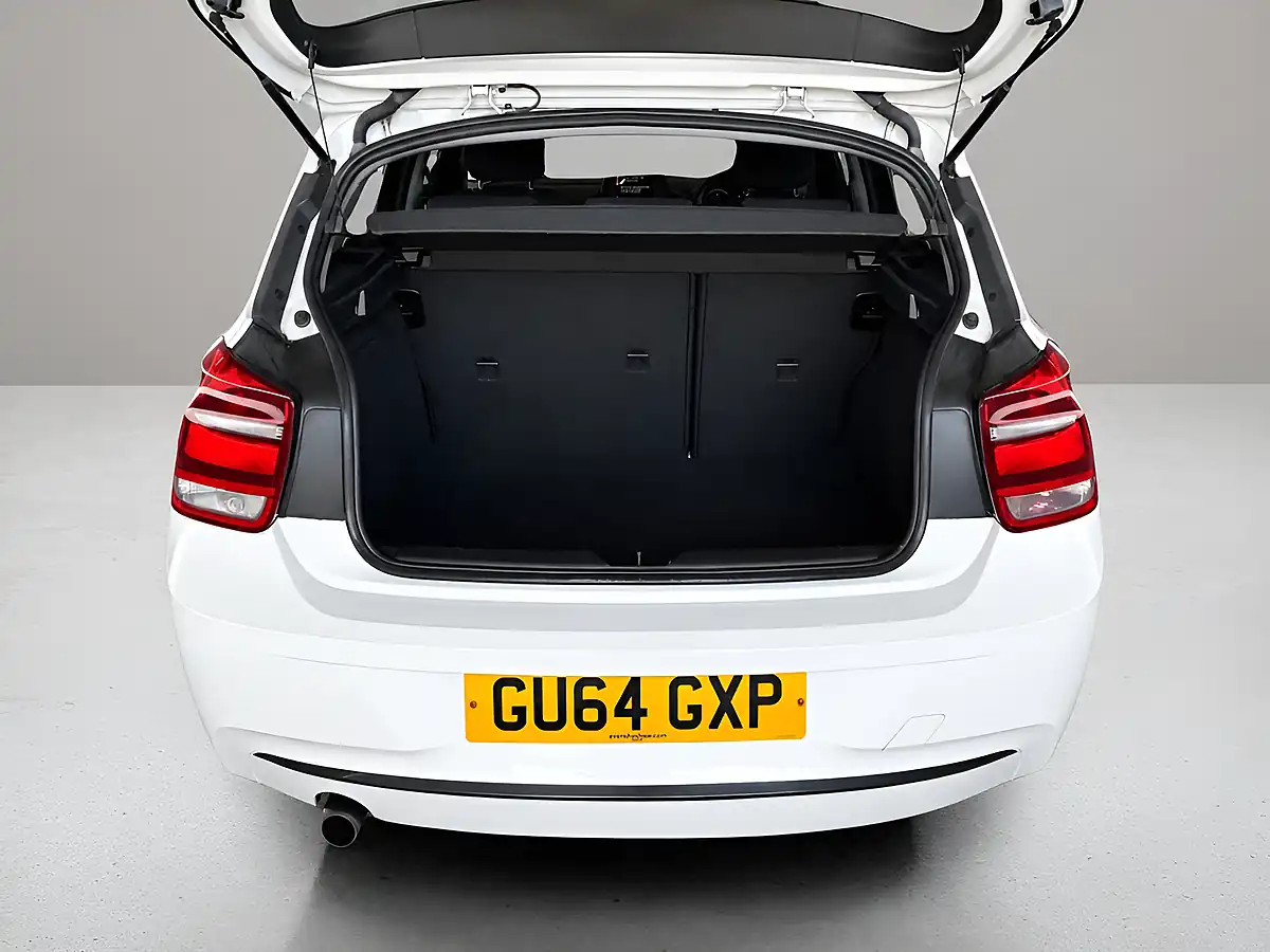 Used 2014 BMW 1 Series Sport Edition White - Interior and Exterior details 5