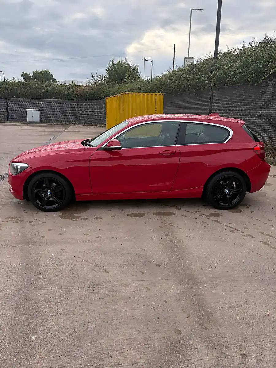 Used 2014 BMW 1 Series Sport Red - Interior and Exterior details 2