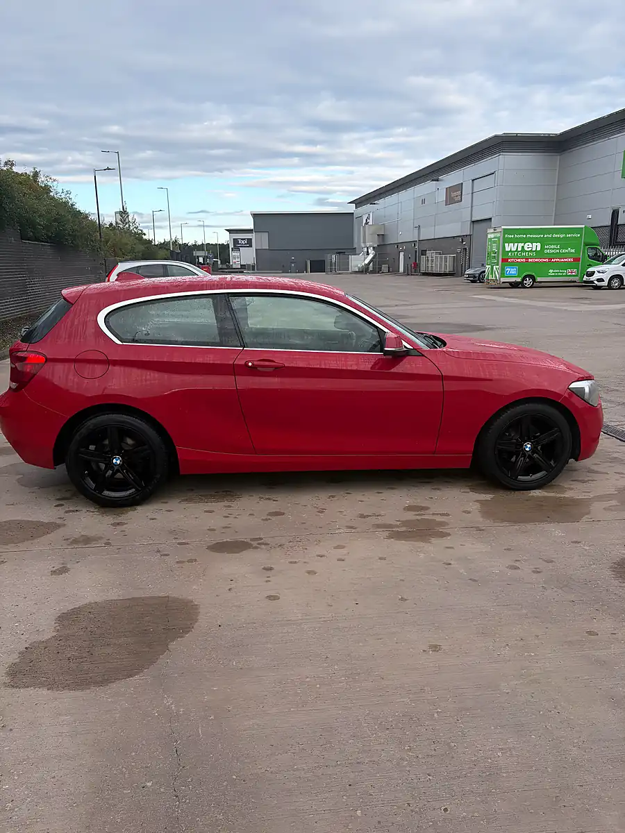 Used 2014 BMW 1 Series Sport Red - Interior and Exterior details 5