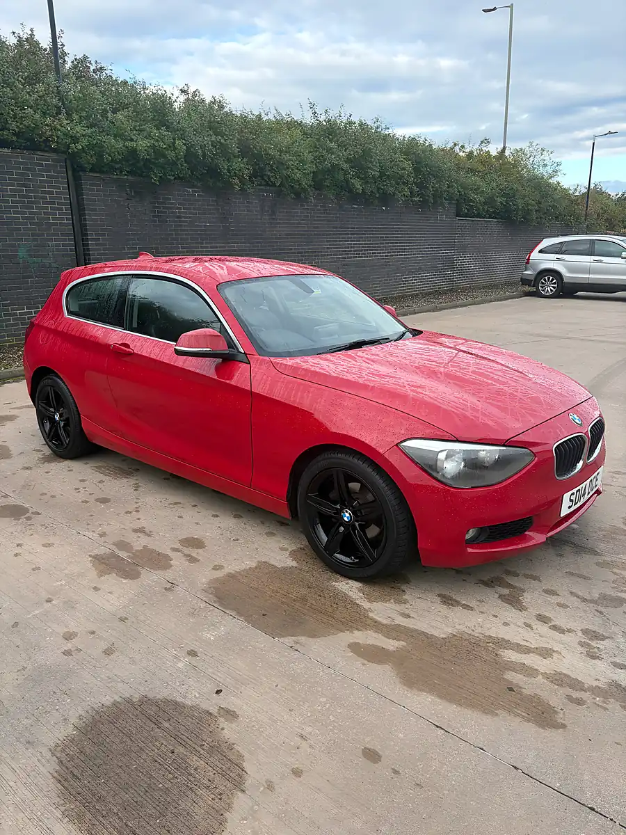 Used 2014 BMW 1 Series Sport Red - Interior and Exterior details 7