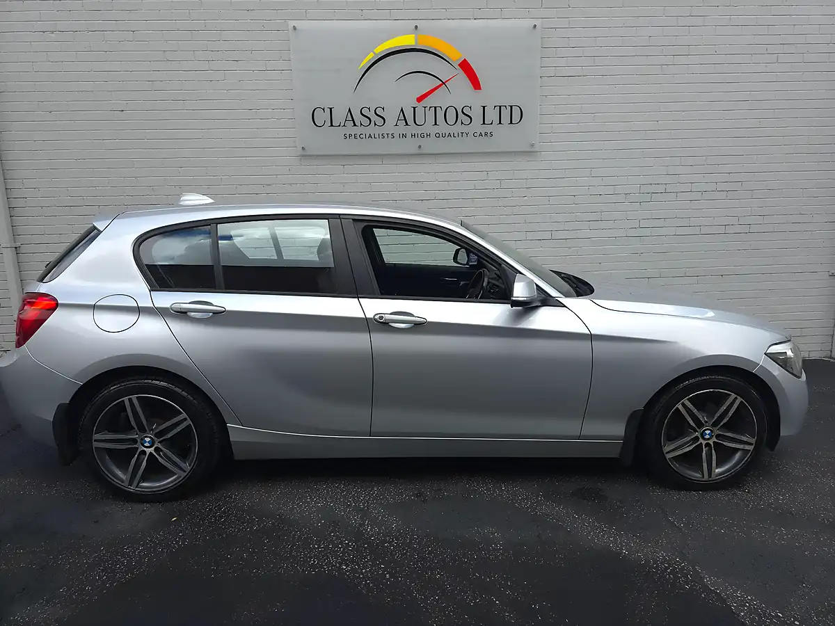 Used 2014 BMW 1 Series Sport Silver - Interior and Exterior details 10