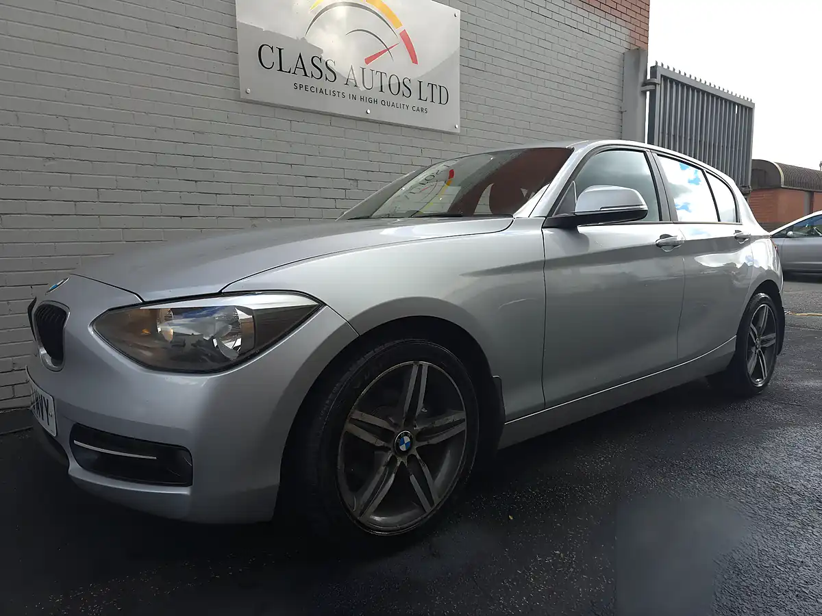 Used 2014 BMW 1 Series Sport Silver - Interior and Exterior details 7