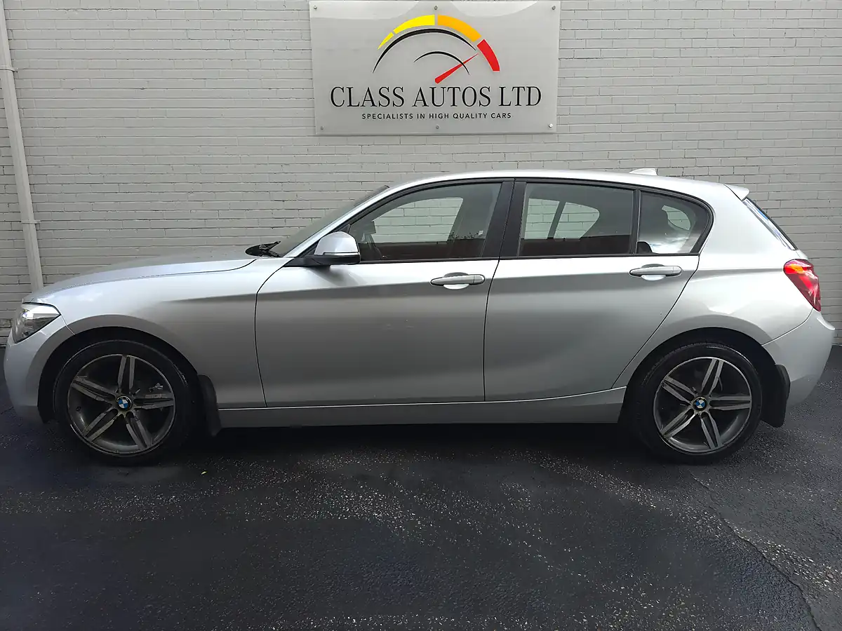 Used 2014 BMW 1 Series Sport Silver - Interior and Exterior details 8