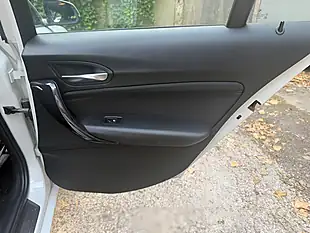Used 2014 BMW 1 Series Sport White - Interior and Exterior details 16