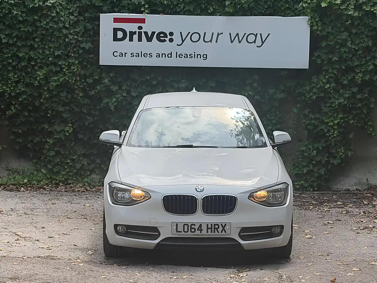 Used 2014 BMW 1 Series Sport White - Interior and Exterior details 2