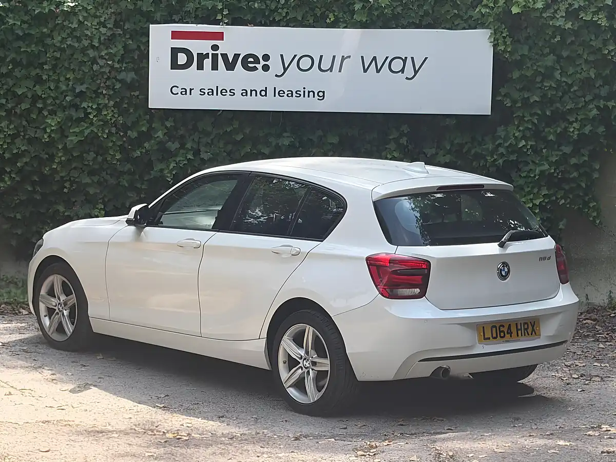 Used 2014 BMW 1 Series Sport White - Interior and Exterior details 6