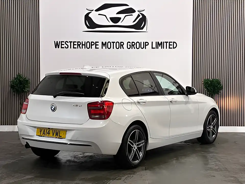 Used 2014 BMW 1 Series Sport White - Interior and Exterior details 4