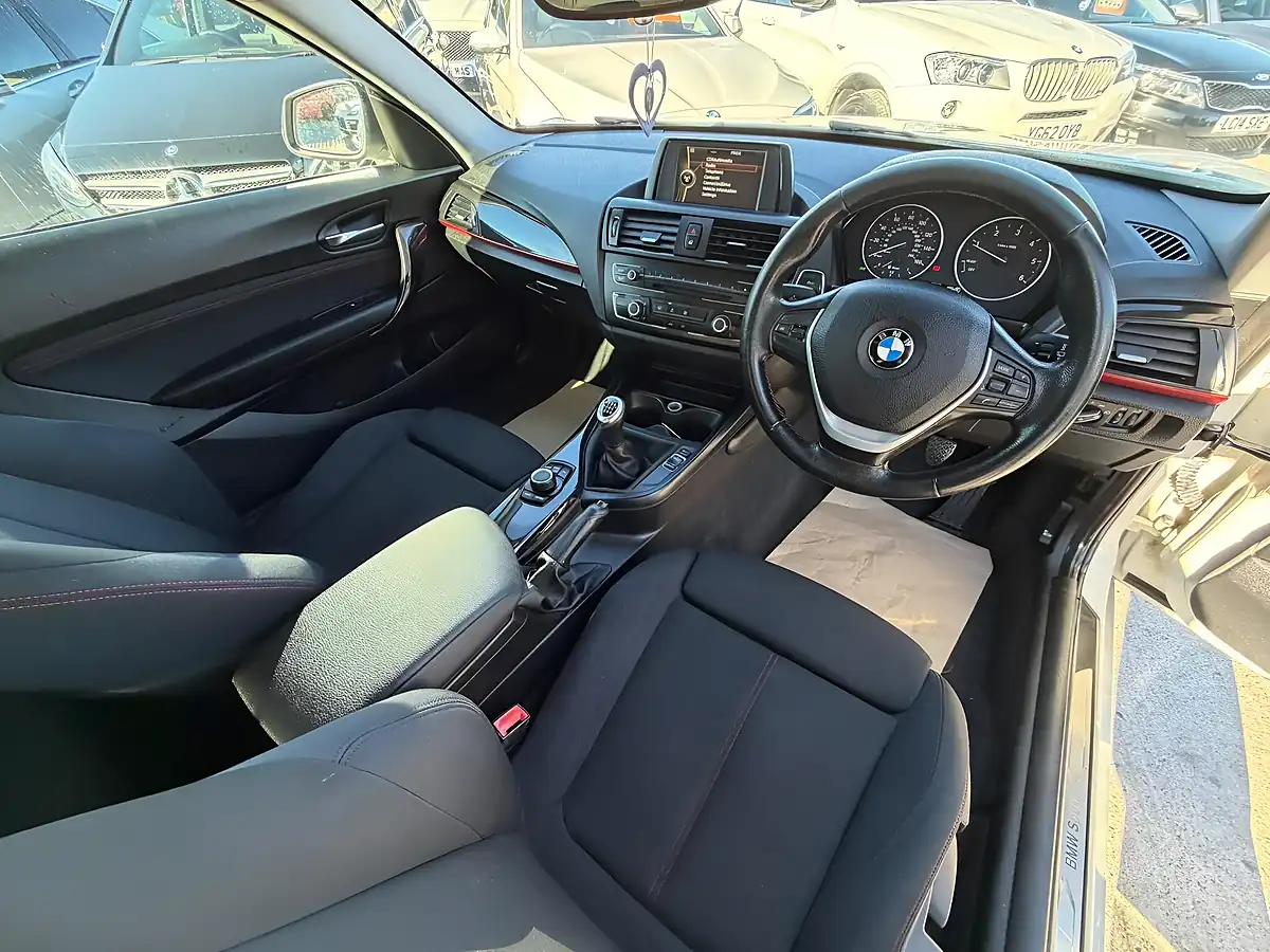 Used 2014 BMW 1 Series Sport White - Interior and Exterior details 13