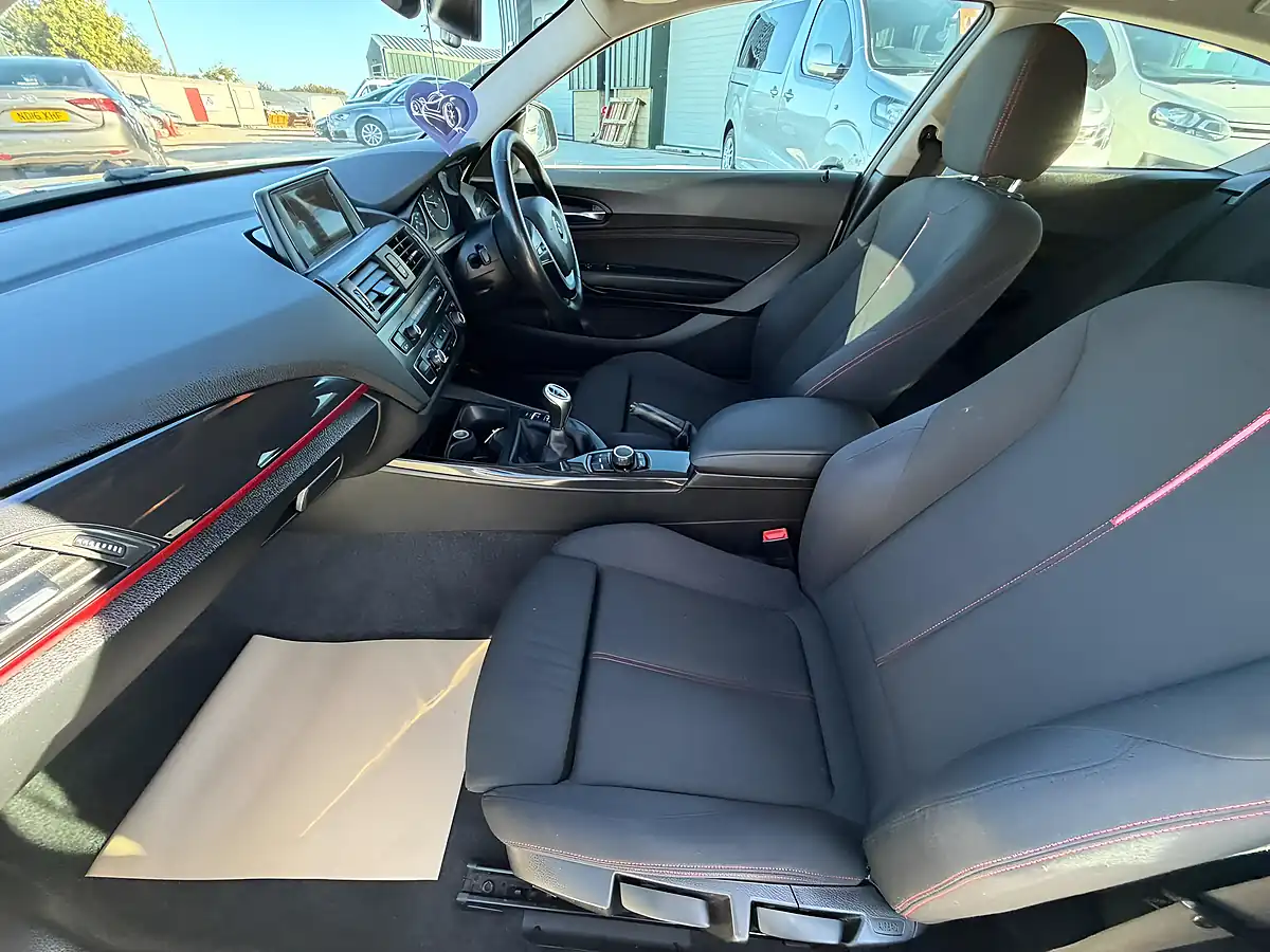 Used 2014 BMW 1 Series Sport White - Interior and Exterior details 20