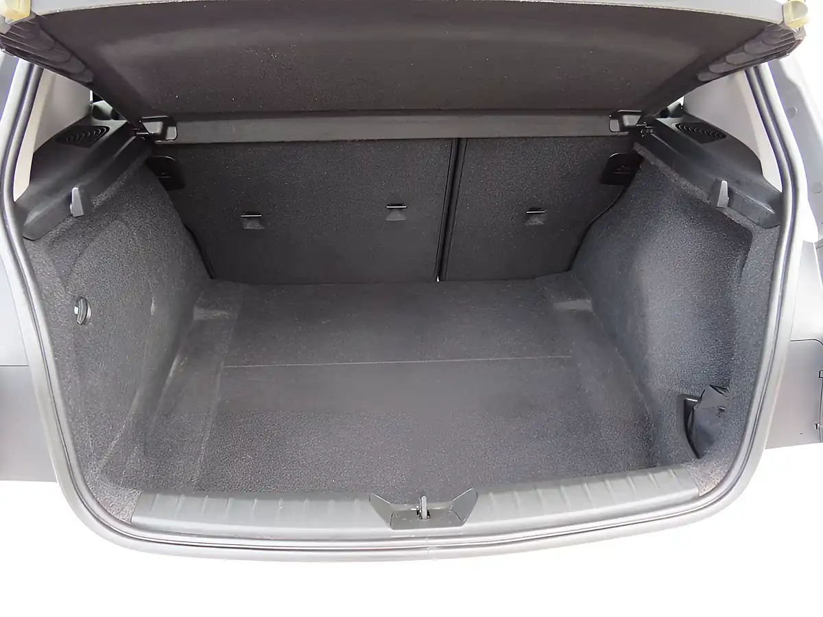 Used 2014 BMW 1 Series Sport White - Interior and Exterior details 10