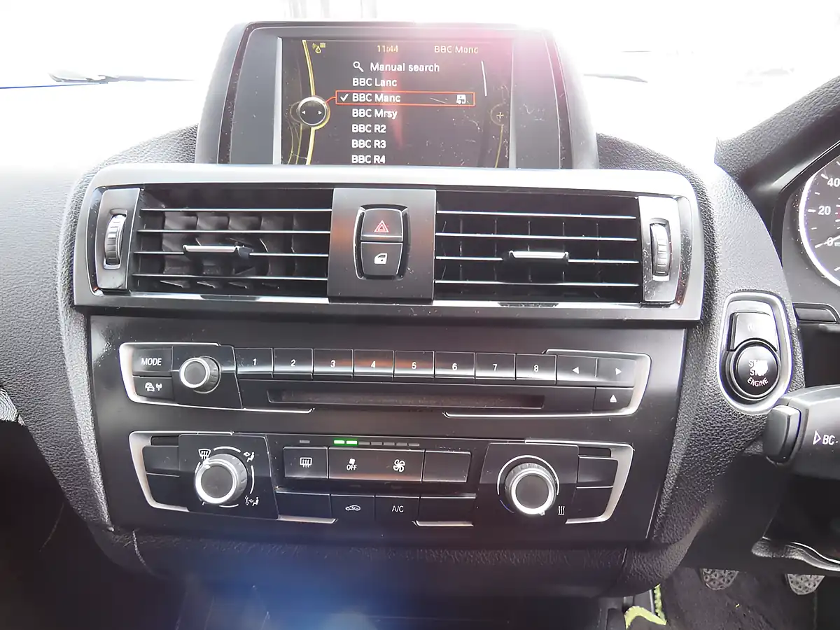 Used 2014 BMW 1 Series Sport White - Interior and Exterior details 12