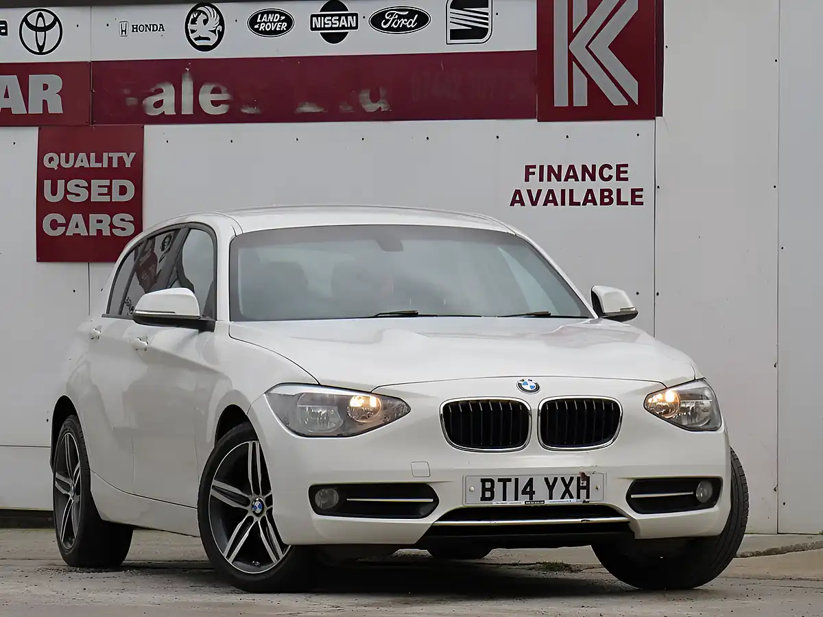 Used 2014 BMW 1 Series Sport White - Interior and Exterior details 16