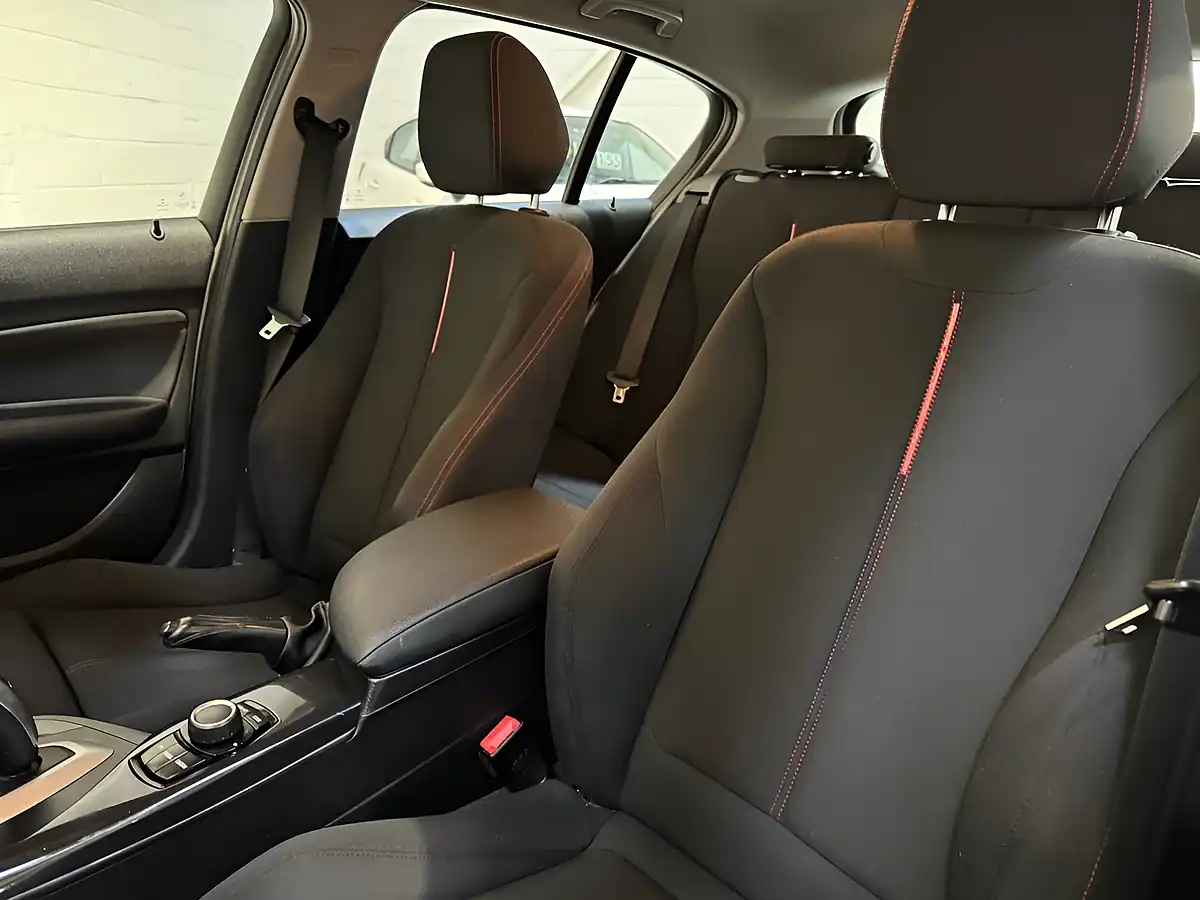 Used 2014 BMW 1 Series Sport White - Interior and Exterior details 13