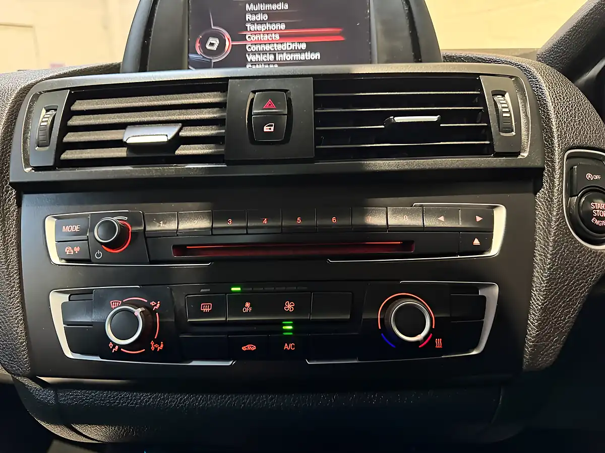 Used 2014 BMW 1 Series Sport White - Interior and Exterior details 19