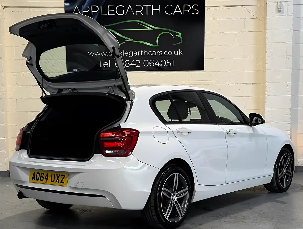 Used 2014 BMW 1 Series Sport White - Interior and Exterior details 4