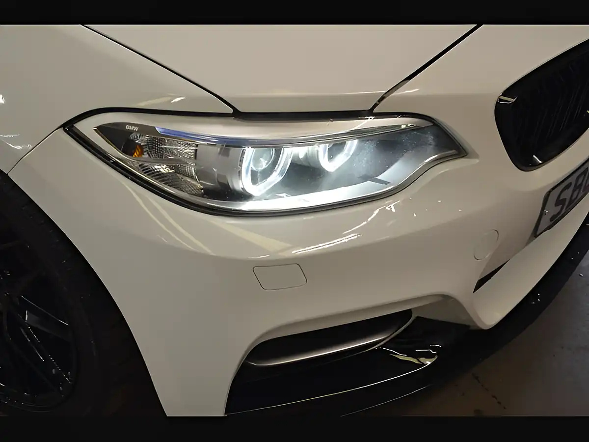 Used 2014 BMW 2 Series Alpine White - Interior and Exterior details 19