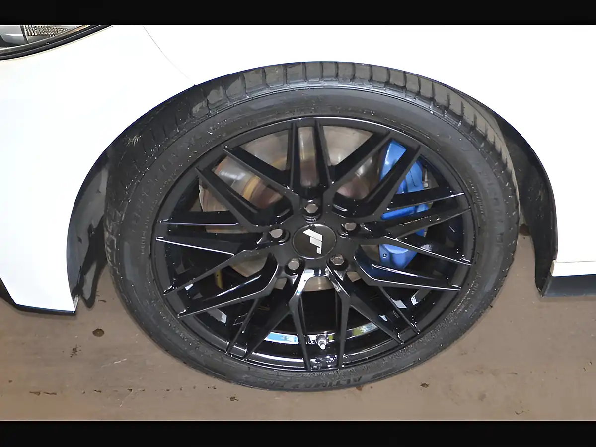 Used 2014 BMW 2 Series Alpine White - Interior and Exterior details 20