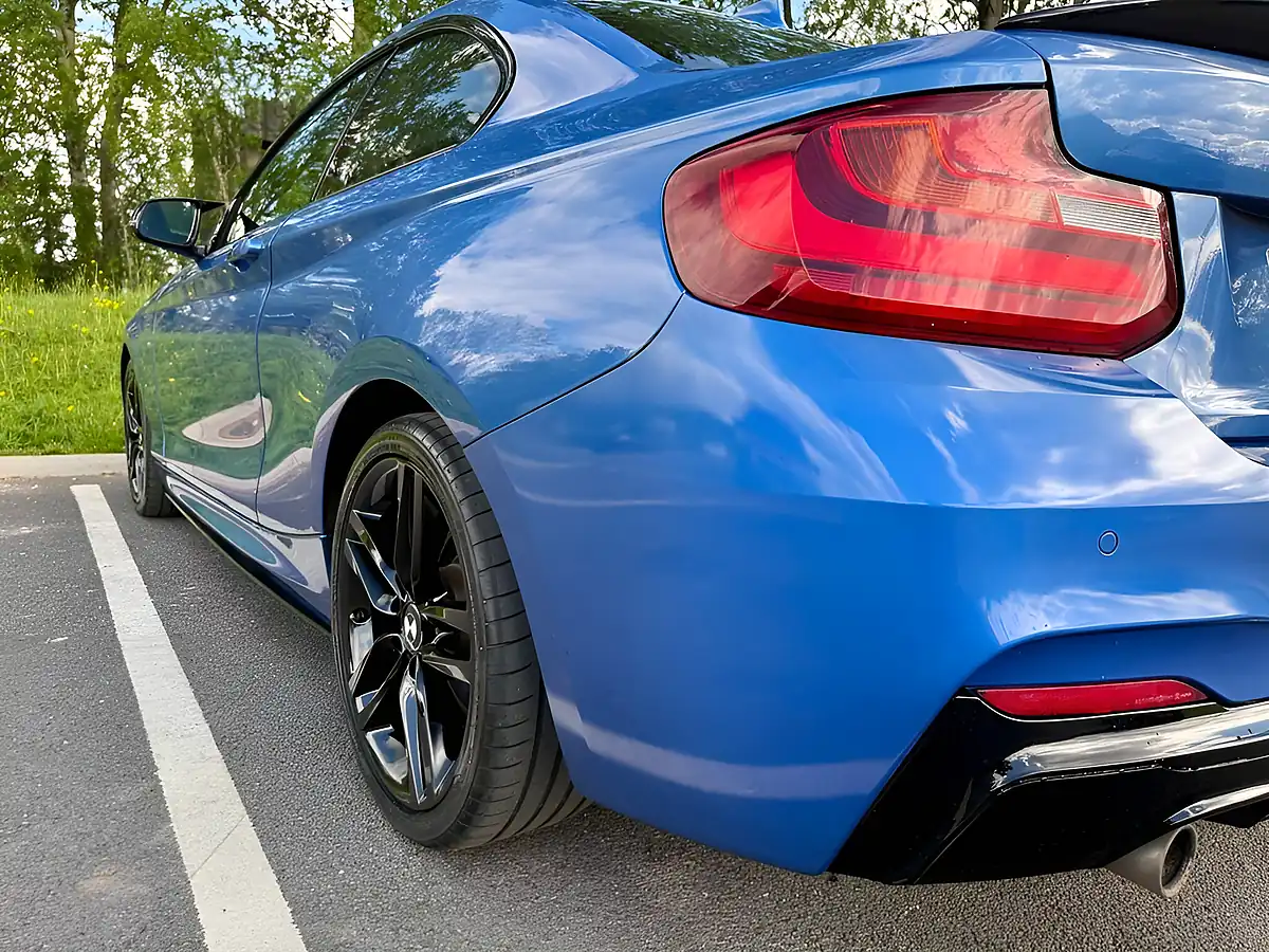 Used 2014 BMW 2 Series M Sport Blue - Interior and Exterior details 12