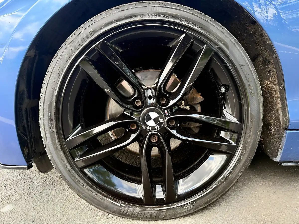 Used 2014 BMW 2 Series M Sport Blue - Interior and Exterior details 6