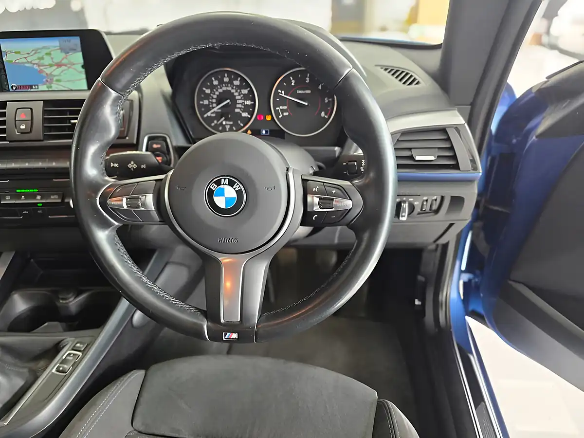 Used 2014 BMW 2 Series M Sport Blue - Interior and Exterior details 10