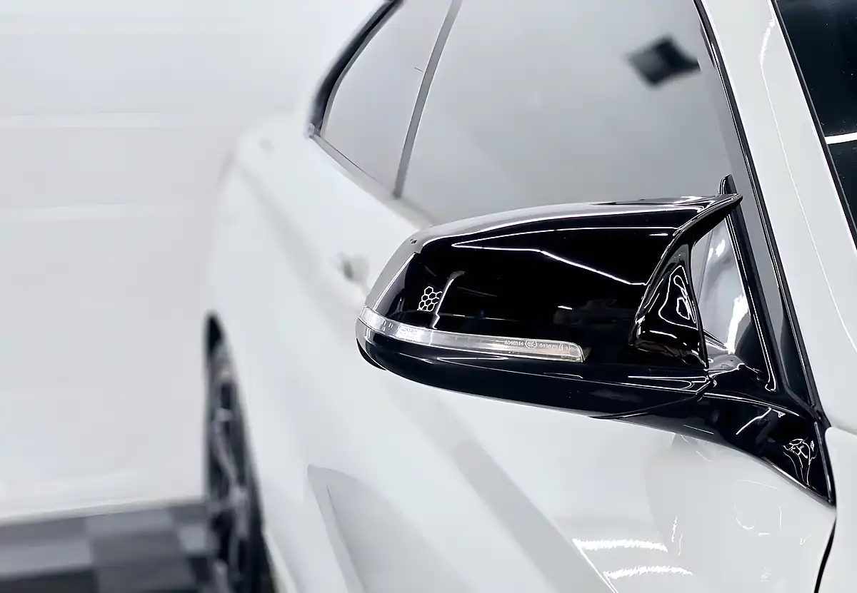 Used 2014 BMW 2 Series M235i Coupe Alpine White - Interior and Exterior details 14