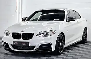Used 2014 BMW 2 Series M235i Coupe Alpine White - Interior and Exterior details 3