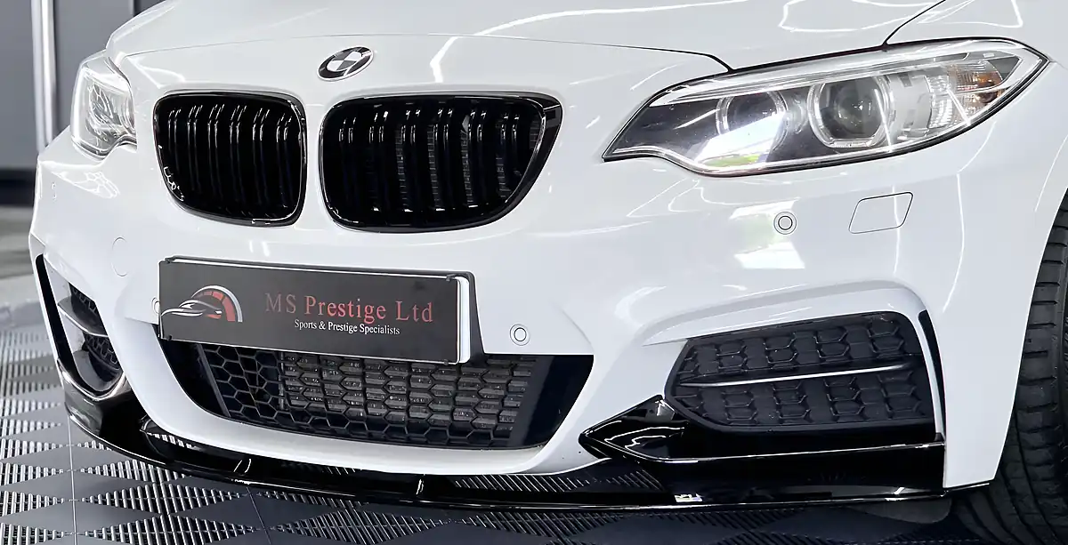 Used 2014 BMW 2 Series M235i Coupe Alpine White - Interior and Exterior details 8
