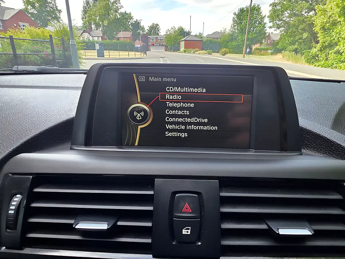 Used 2014 BMW 2 Series Se Black - Interior and Exterior details 15