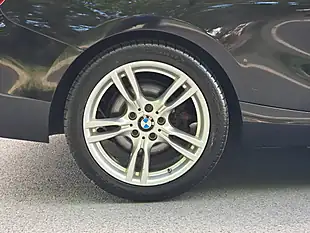 Used 2014 BMW 2 Series Se Black - Interior and Exterior details 18