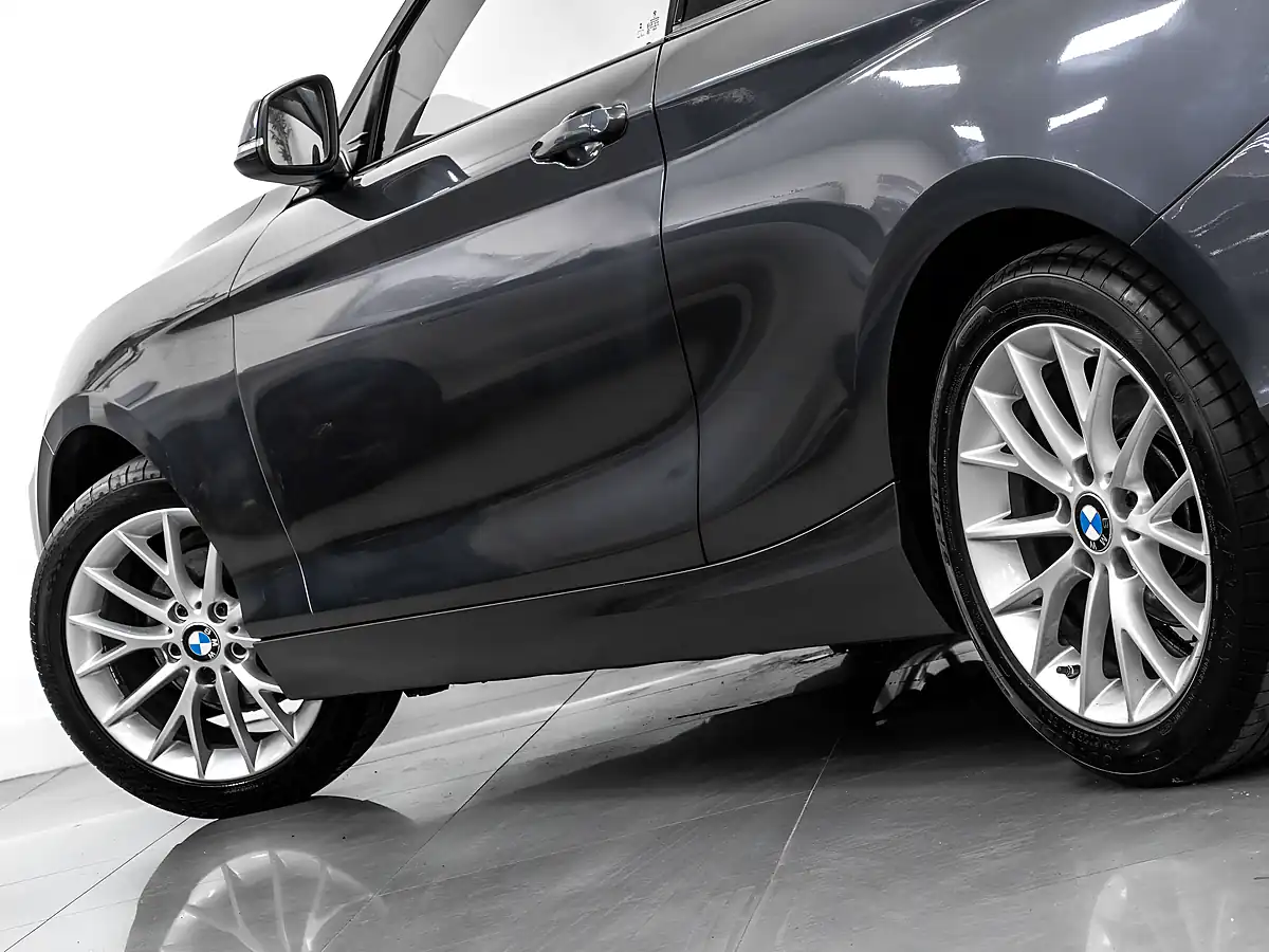 Used 2014 BMW 2 Series Se Coupe Mineral Grey - Interior and Exterior details 10