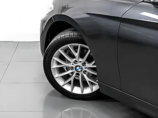 Used 2014 BMW 2 Series Se Coupe Mineral Grey - Interior and Exterior details 11