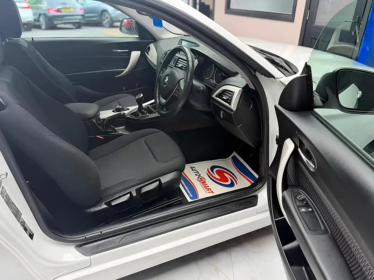 Used 2014 BMW 2 Series Se White - Interior and Exterior details 12