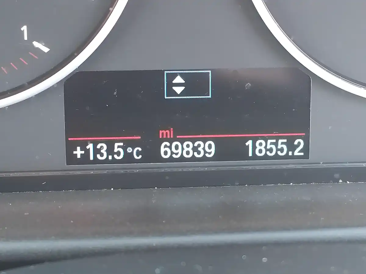 Used 2014 BMW 2 Series Sport Grey - Interior and Exterior details 15