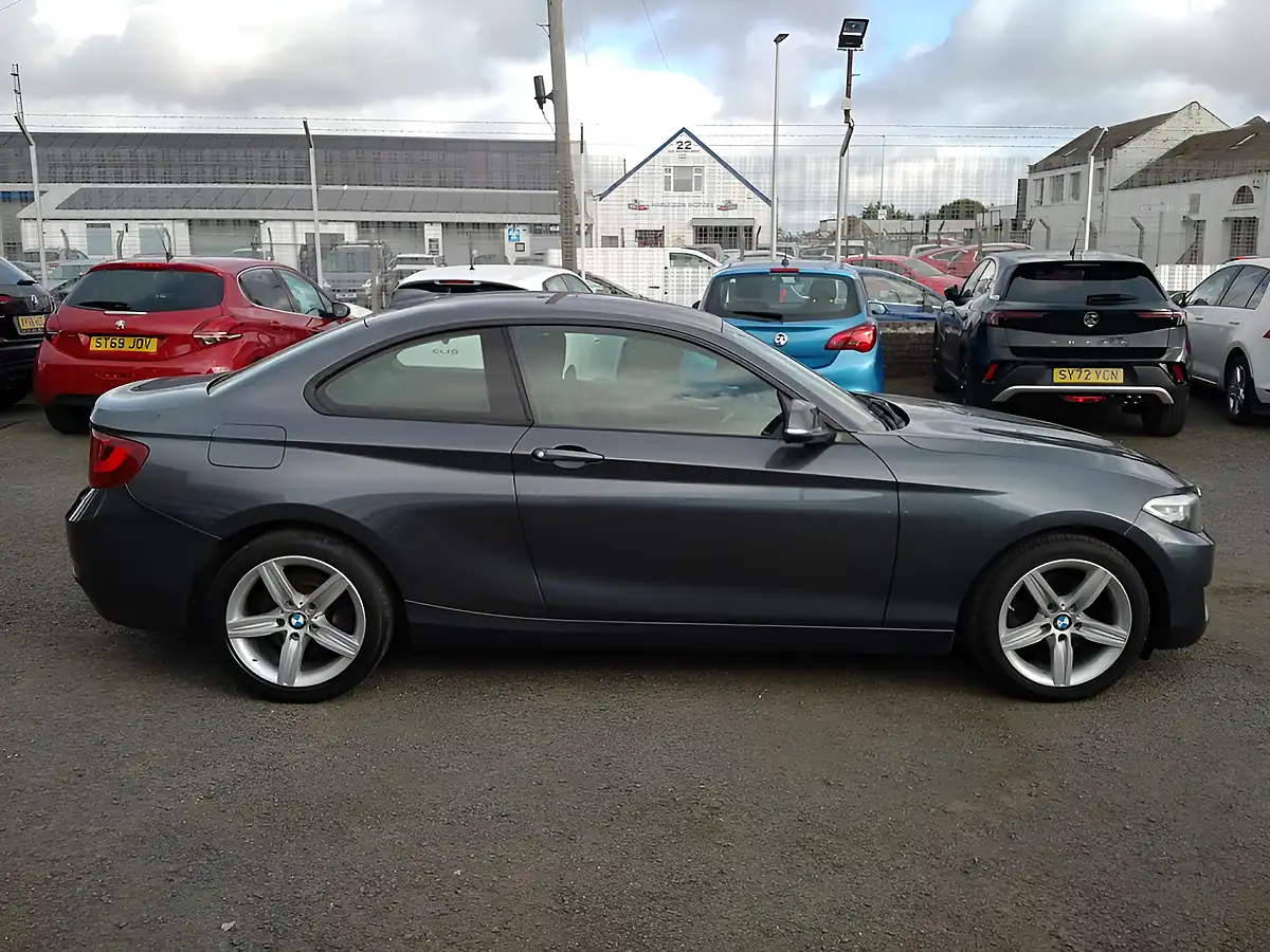 Used 2014 BMW 2 Series Sport Grey - Interior and Exterior details 8