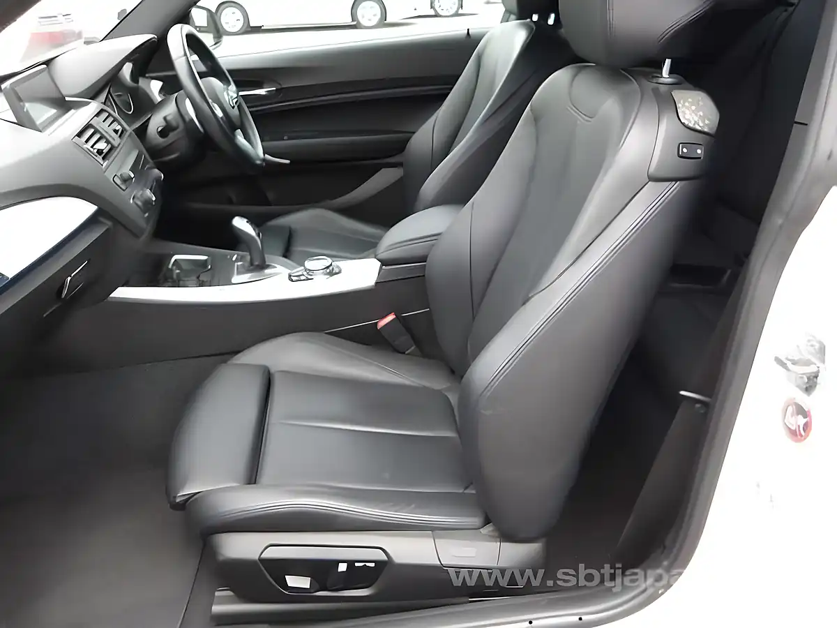 Used 2014 BMW 2 Series White - Interior and Exterior details 7