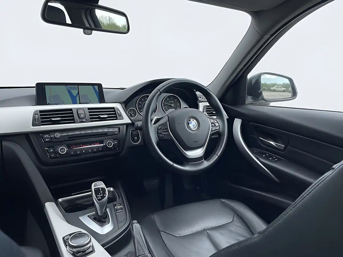 Used 2014 BMW 3 Series Efficient Dynamics Business Mineral Grey - Interior and Exterior details 10